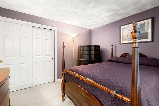 18 W Parish Ridge Rd, Haverhill, MA 01832