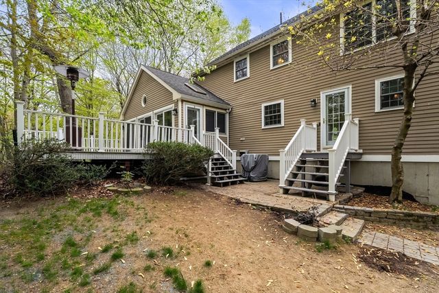 18 W Parish Ridge Rd, Haverhill, MA 01832