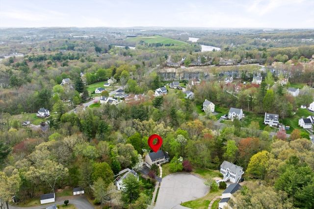 18 W Parish Ridge Rd, Haverhill, MA 01832