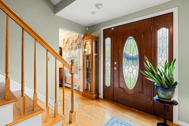 18 W Parish Ridge Rd, Haverhill, MA 01832