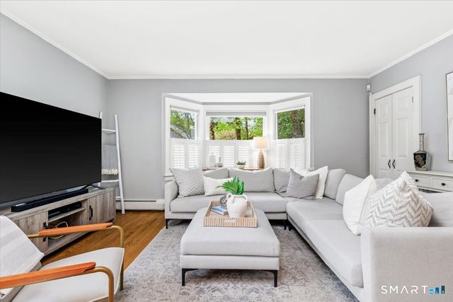 42 Old Stamford Road, New Canaan, CT 06840