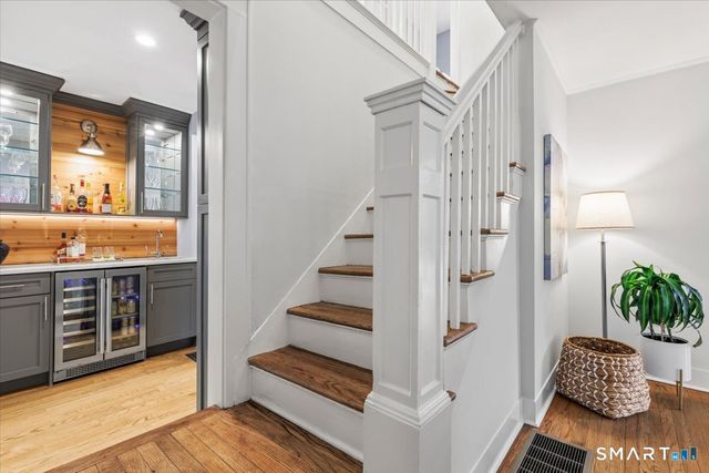 42 Old Stamford Road, New Canaan, CT 06840