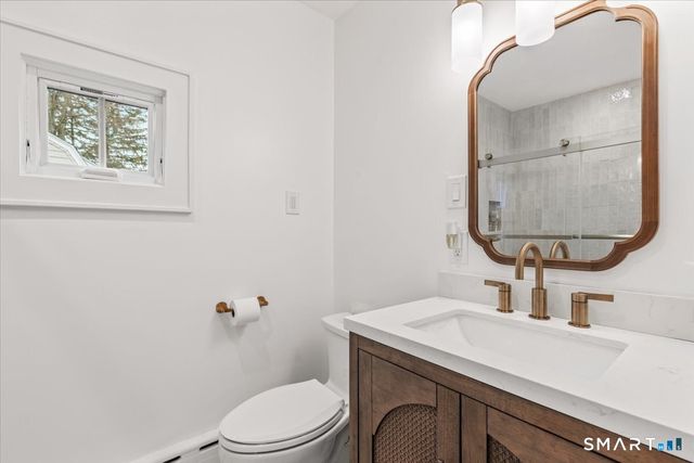 42 Old Stamford Road, New Canaan, CT 06840