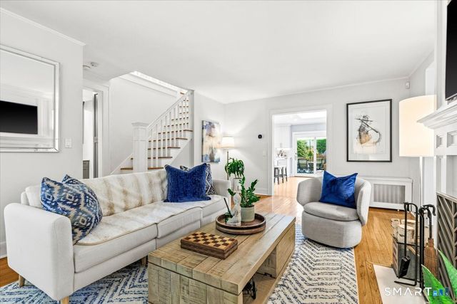 42 Old Stamford Road, New Canaan, CT 06840