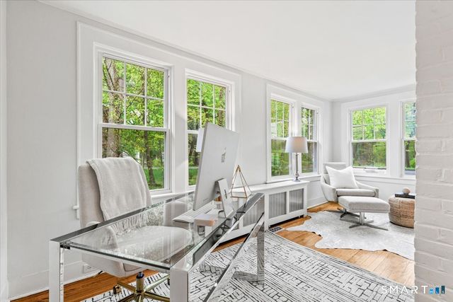 42 Old Stamford Road, New Canaan, CT 06840