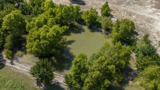 1065 Bluff Springs Road, Ferris, TX 75125