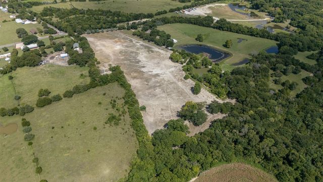 1065 Bluff Springs Road, Ferris, TX 75125