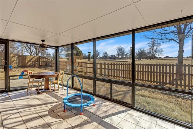 11216 Dover Court, Yukon, OK 73099