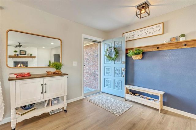 11216 Dover Court, Yukon, OK 73099