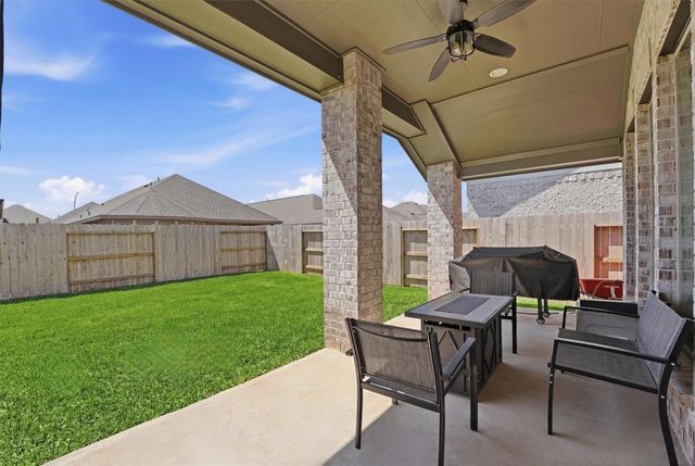 1127 Beals Creek Street, Conroe, TX 77304