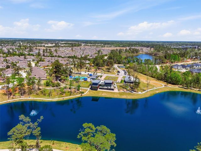 1127 Beals Creek Street, Conroe, TX 77304