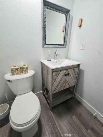 18445 Hatteras 603, Tarzana, CA 91356