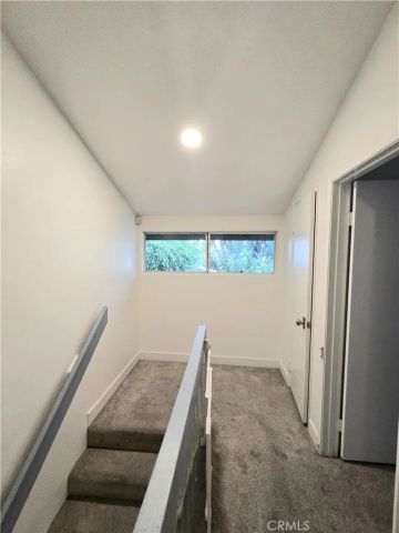 18445 Hatteras 603, Tarzana, CA 91356