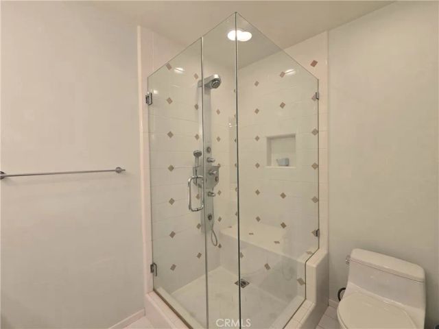 18445 Hatteras 603, Tarzana, CA 91356