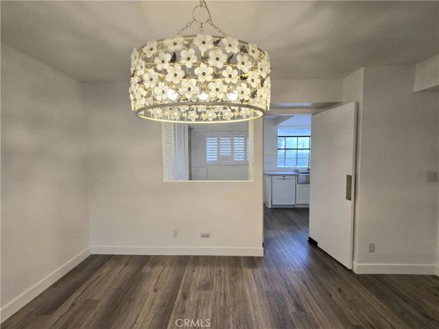 18445 Hatteras 603, Tarzana, CA 91356