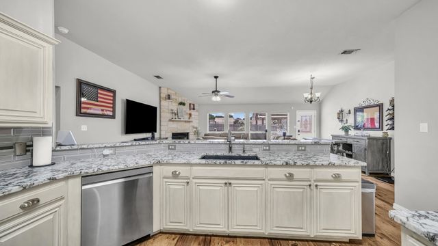 229 Willow Creek Drive, Weatherford, TX 76085