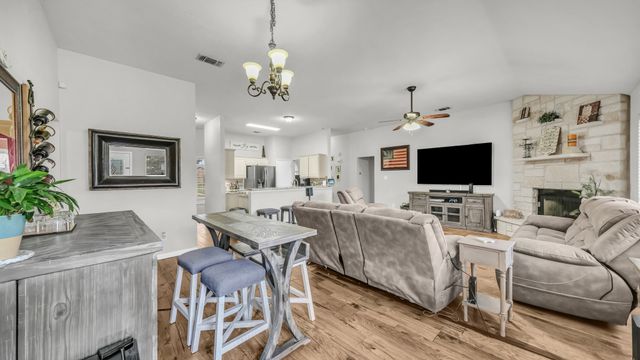 229 Willow Creek Drive, Weatherford, TX 76085