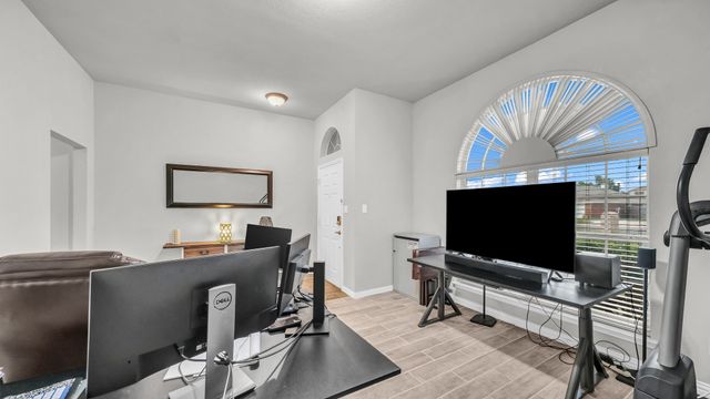 229 Willow Creek Drive, Weatherford, TX 76085