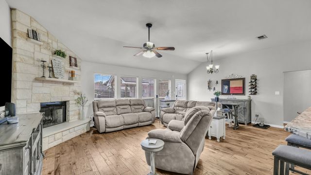 229 Willow Creek Drive, Weatherford, TX 76085