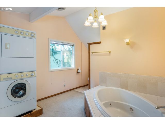 732 E 22ND Ave, Eugene, OR 97405