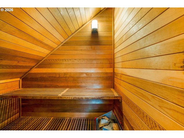 732 E 22ND Ave, Eugene, OR 97405