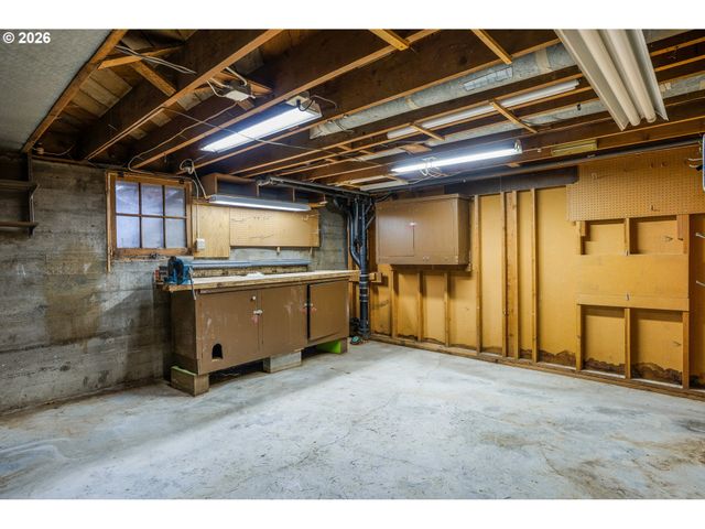 732 E 22ND Ave, Eugene, OR 97405