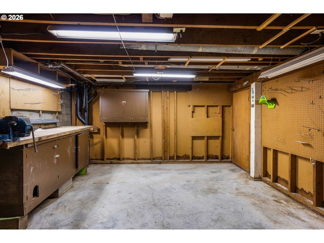 732 E 22ND Ave, Eugene, OR 97405