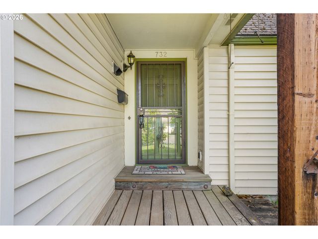 732 E 22ND Ave, Eugene, OR 97405