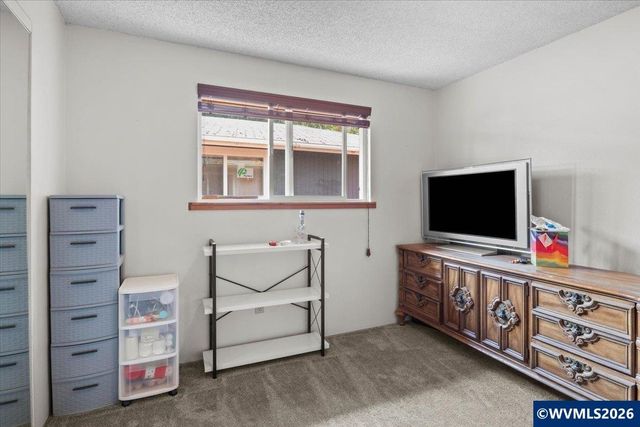 2456 Ermine St SE, Albany, OR 97322