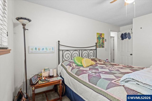 2456 Ermine St SE, Albany, OR 97322