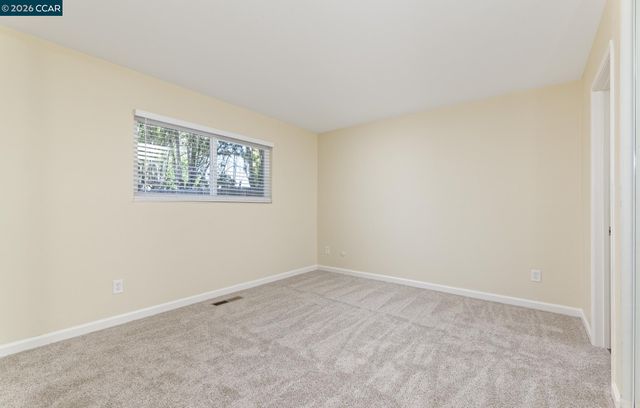 1371 Springhill Dr, Pittsburg, CA 94565
