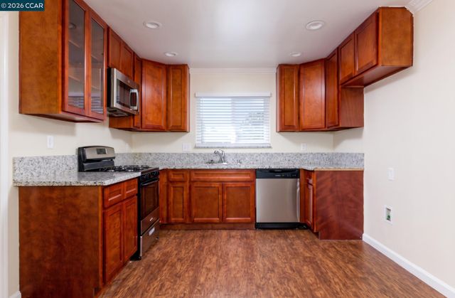 1371 Springhill Dr, Pittsburg, CA 94565