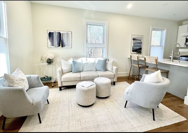 56 Spring St 3, Cohasset, MA 02025