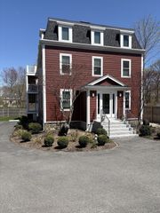 56 Spring St 3, Cohasset, MA 02025