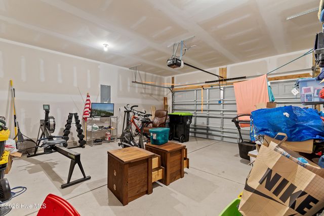 9007 Island Shore Avenue, Calabash, NC 28467