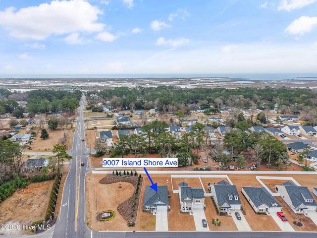 9007 Island Shore Avenue, Calabash, NC 28467