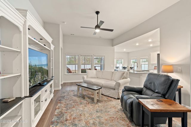 9007 Island Shore Avenue, Calabash, NC 28467