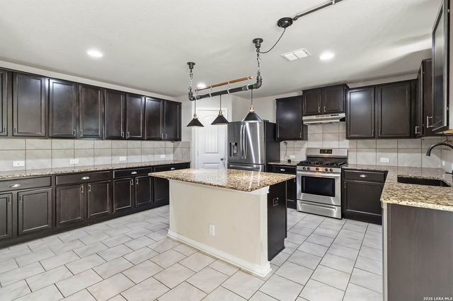 2923 Sunset Bnd, San Antonio, TX 78244