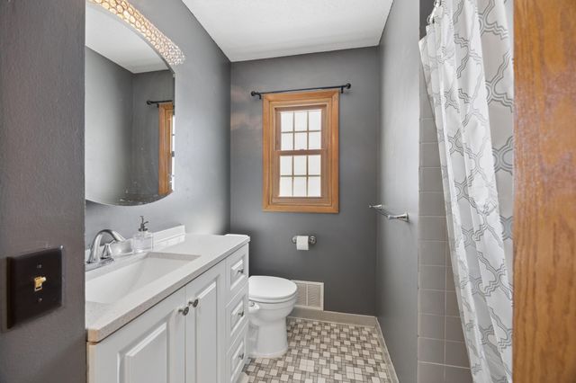 3215 Sprague Avenue, Anoka, MN 55303