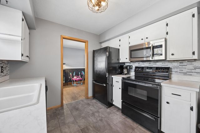 3215 Sprague Avenue, Anoka, MN 55303