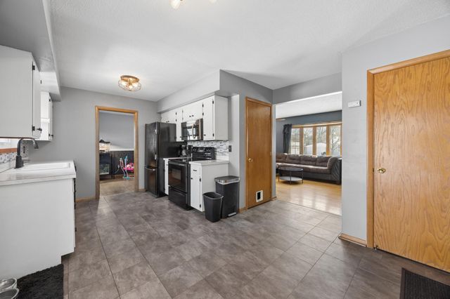 3215 Sprague Avenue, Anoka, MN 55303