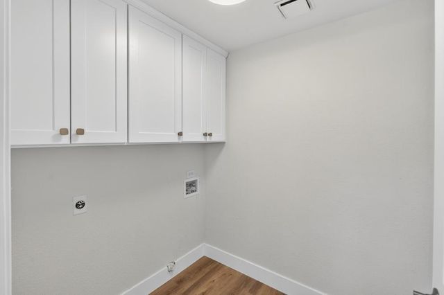 5235 Bamford Dr, Sacramento, CA 95823