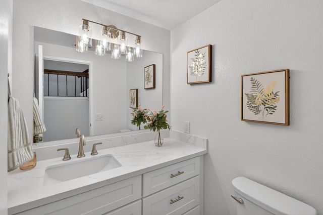 5235 Bamford Dr, Sacramento, CA 95823