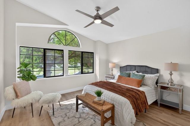 5235 Bamford Dr, Sacramento, CA 95823