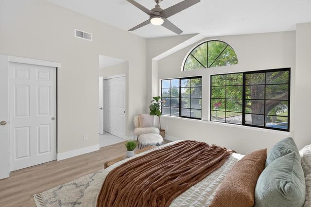 5235 Bamford Dr, Sacramento, CA 95823