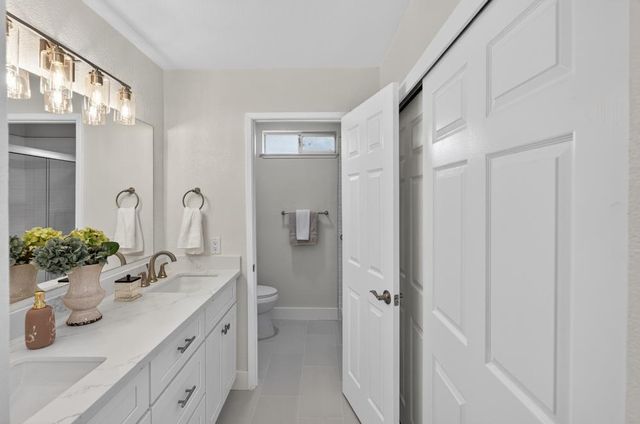 5235 Bamford Dr, Sacramento, CA 95823