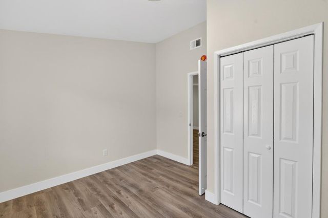 5235 Bamford Dr, Sacramento, CA 95823