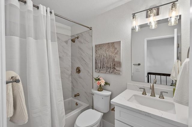 5235 Bamford Dr, Sacramento, CA 95823