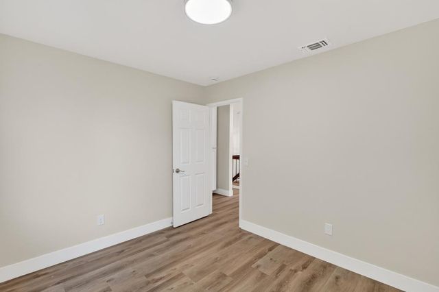 5235 Bamford Dr, Sacramento, CA 95823