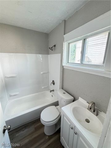 13302 Durkee Avenue, Cleveland, OH 44105